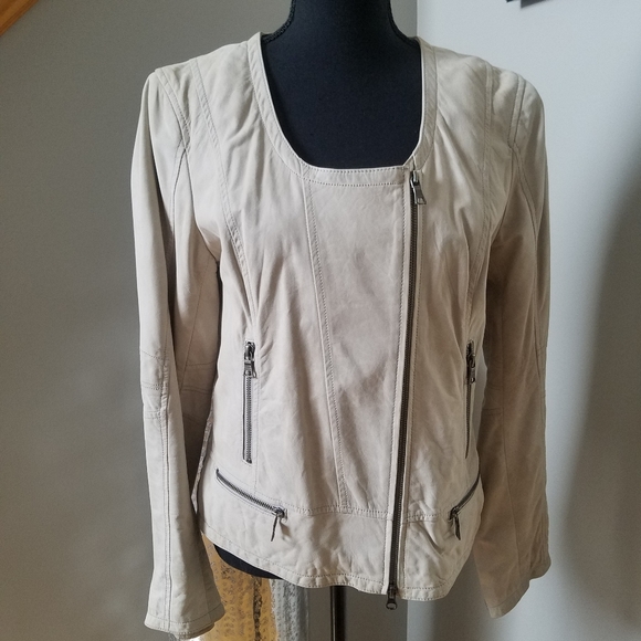 Banana Republic Leather Jacket - Picture 2 of 5